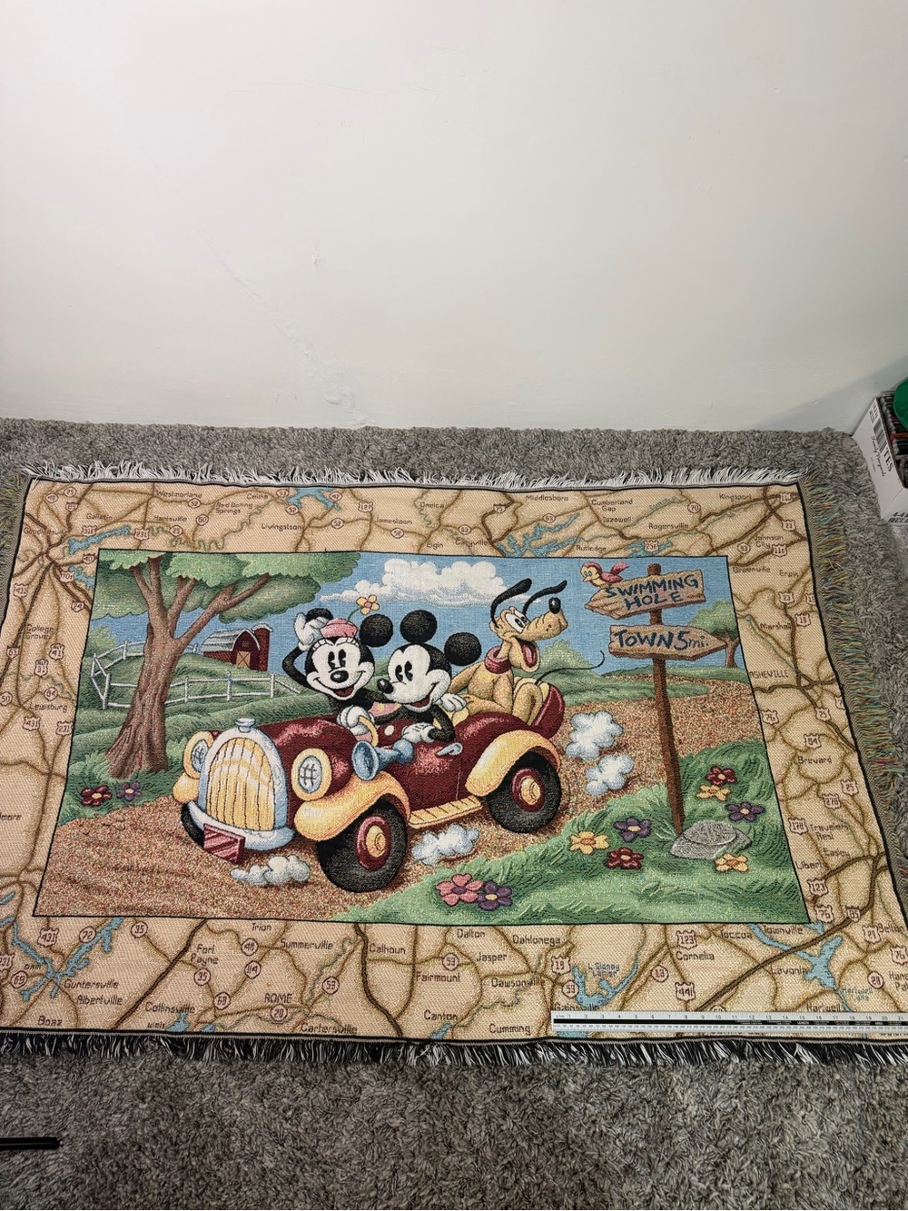 [Vintage] Mickey & Friends Cartoon Tapestry